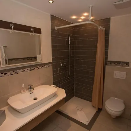 Zum Hasen Hein 함인켈른