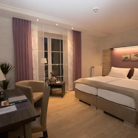 호텔 Zum Hasen Hein 3*