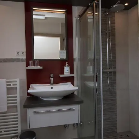 Zum Hasen Hein 호텔 함인켈른