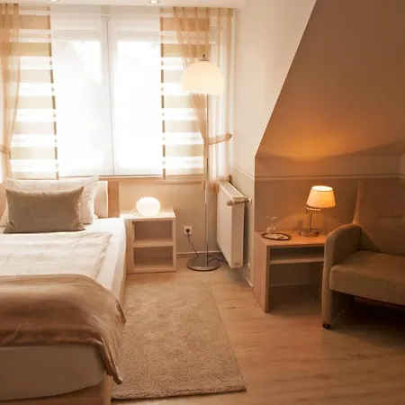 호텔 Zum Hasen Hein 3*