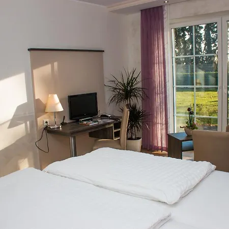 호텔 Zum Hasen Hein 3*